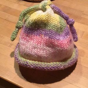 Hand knit infant cap
